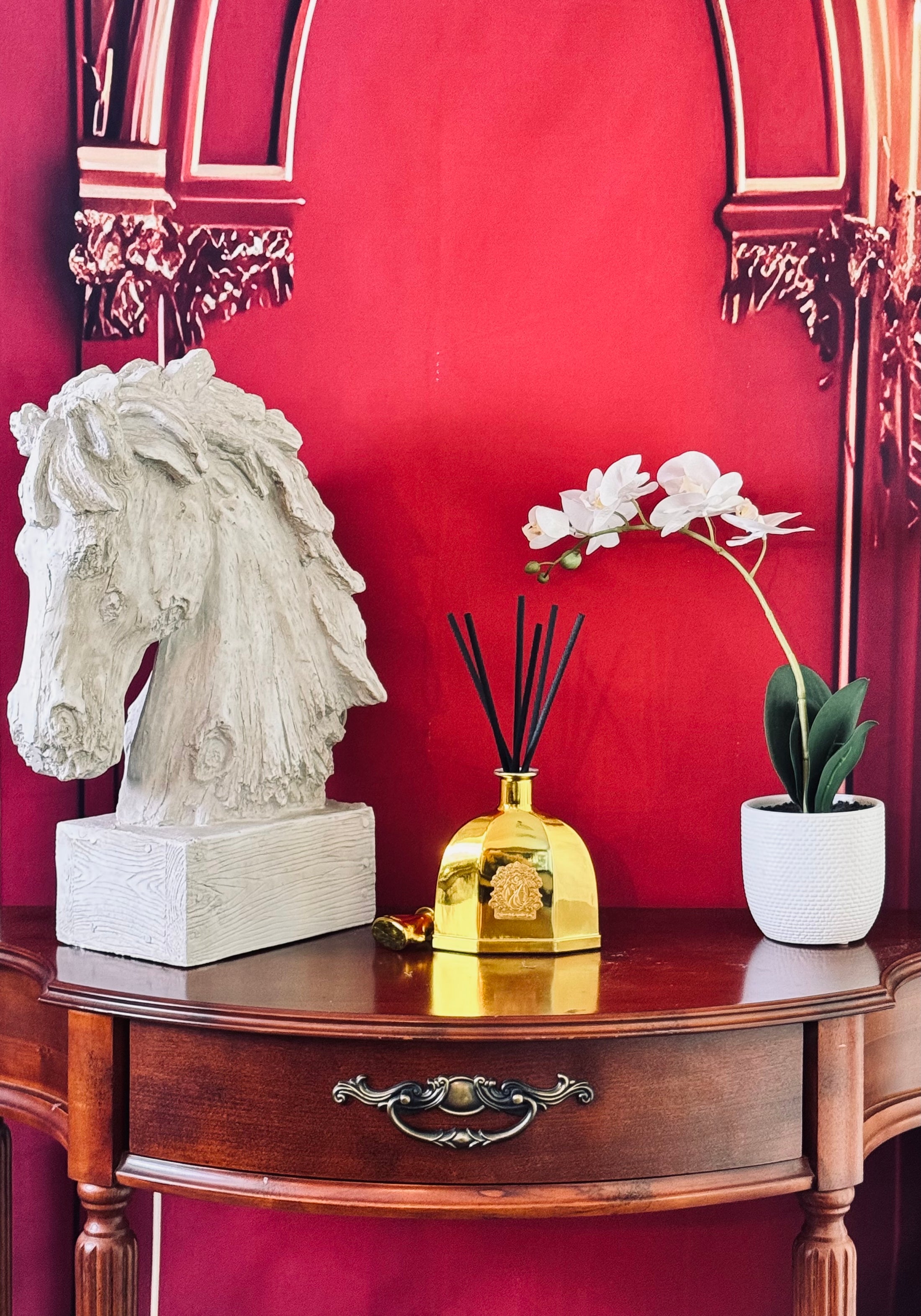 La Amar collection