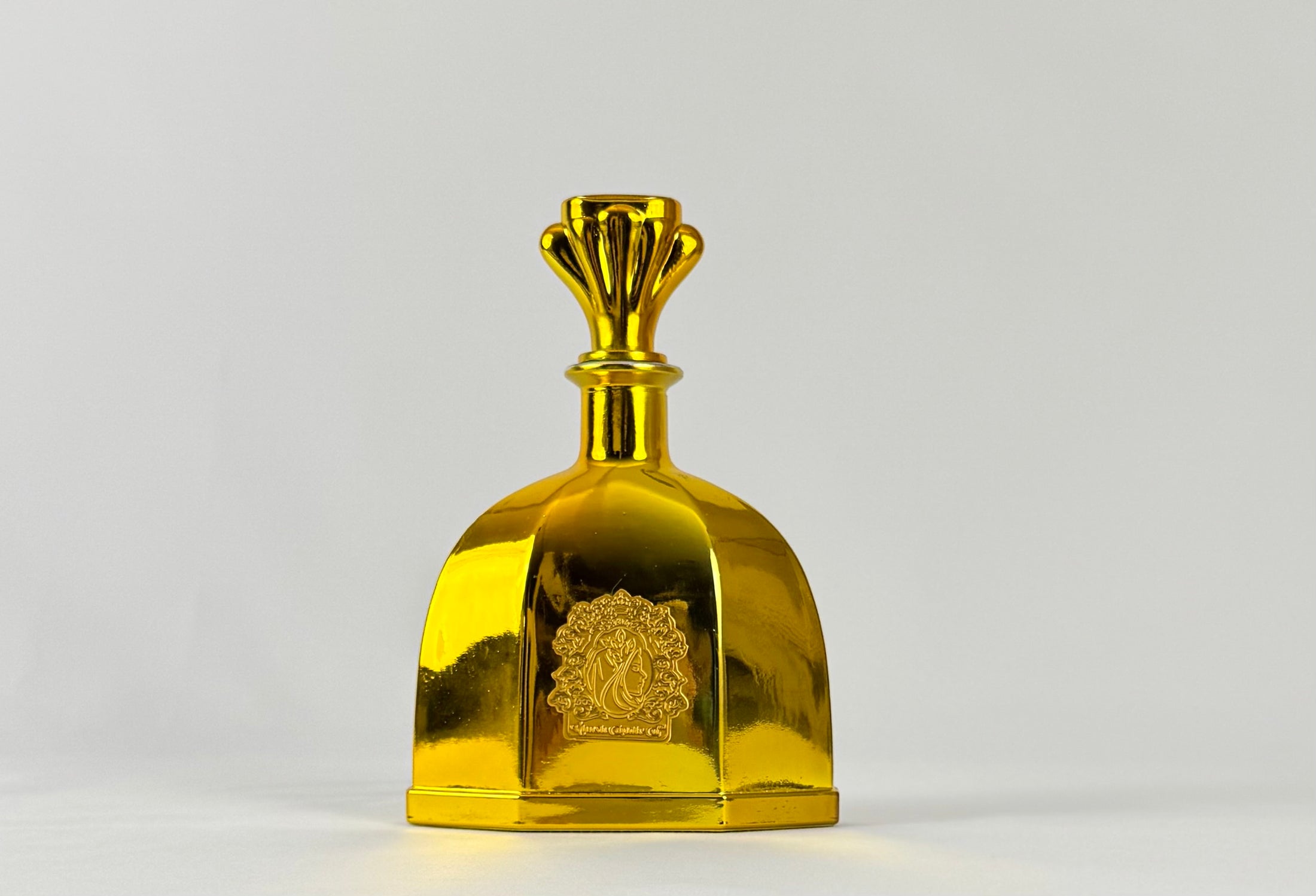 La Amar collection